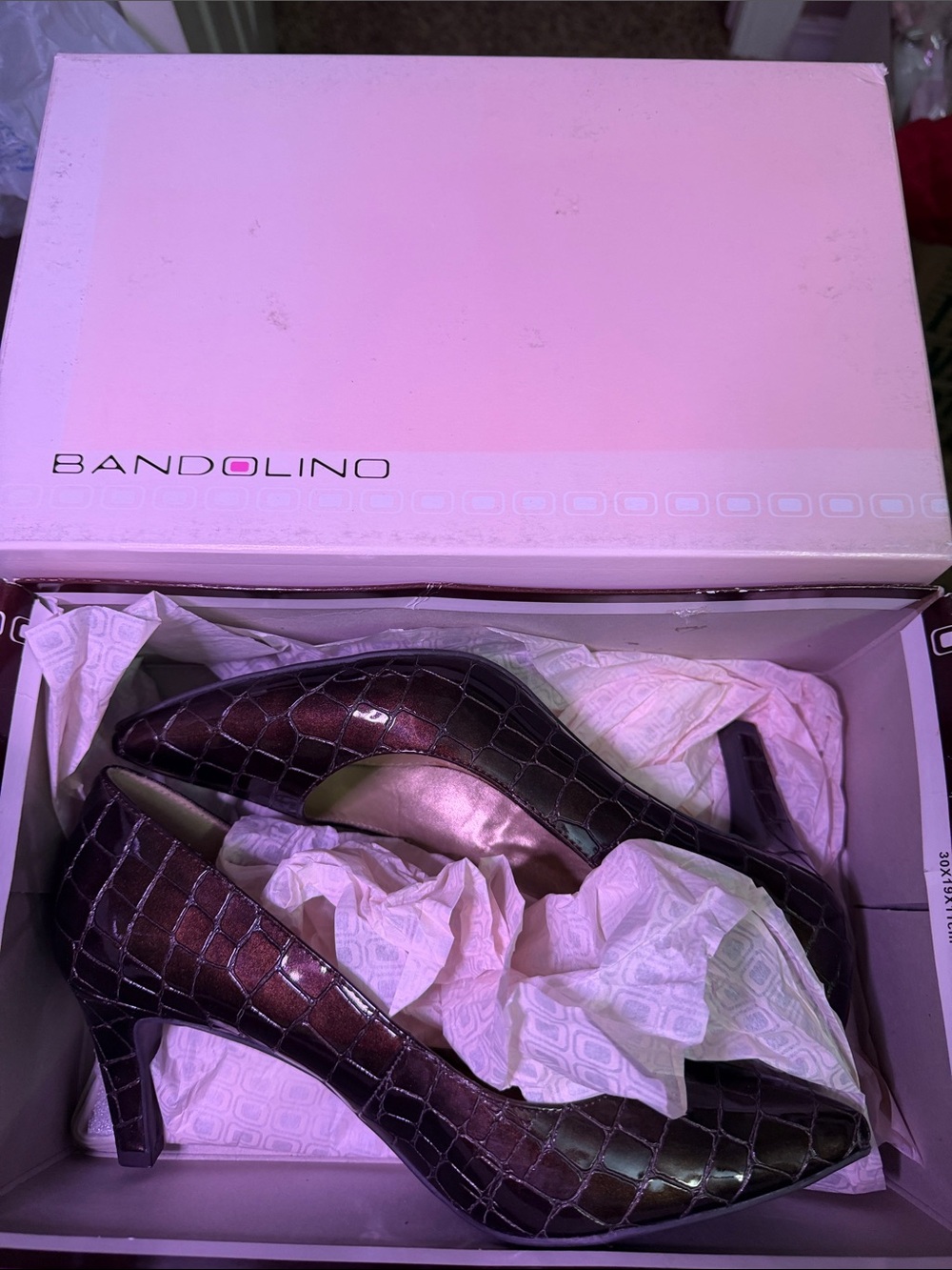 Bandolino Burgundy Croc-Embossed Pointed Toe Heels